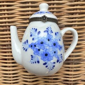 Vintage Porcelain Floral Blue & White Hinged Teapot Trinket Box